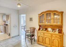 Flur Wohnung links