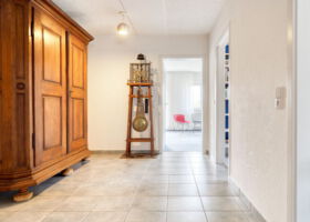 Flur Wohnung rechts