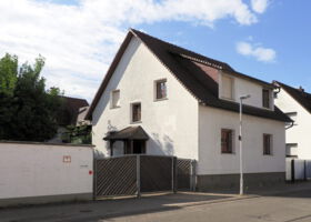 Ansicht straßenseitig (2)